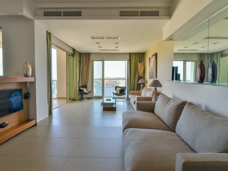 360° virtual tour of a property